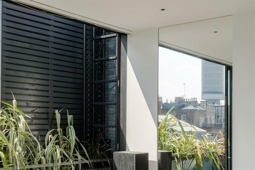 161 Whitfield-63.jpg