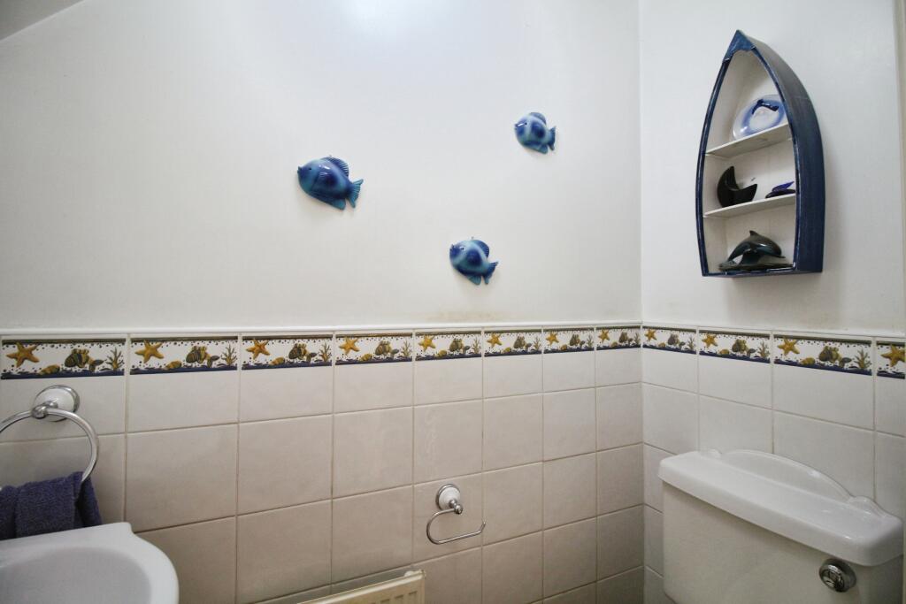 Ground Floor WC First Ave