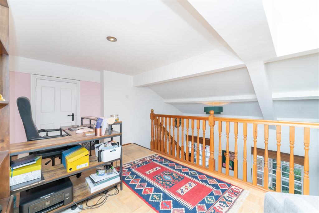 32 Osterley Gdns Mezzanine.jpg