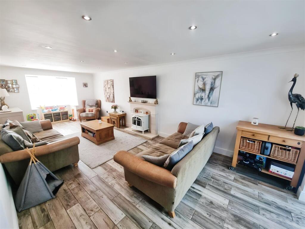 cafb150a-483967984_1030361052324701_35362312481903