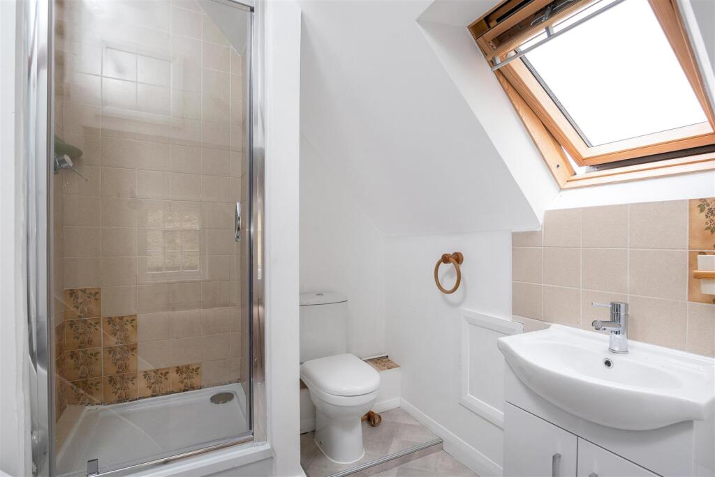 En-suite shower room