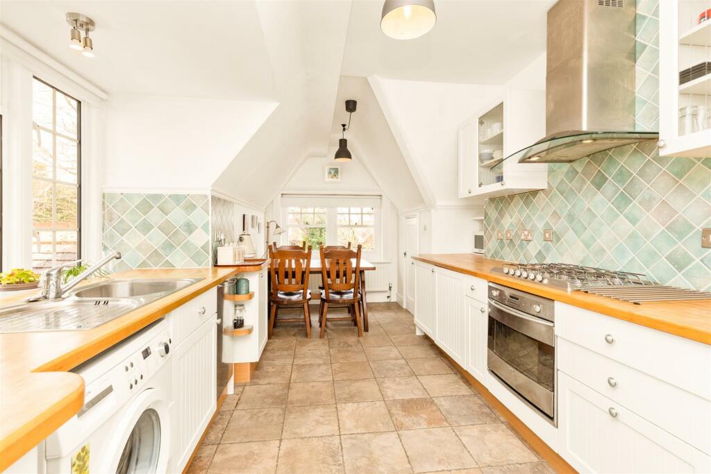 Kitchen/Dining room.jpg
