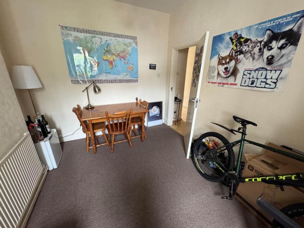 Dining room 2