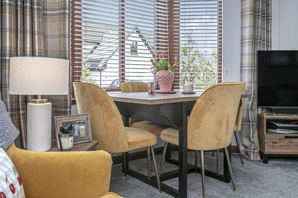LIVING ROOM DETAIL