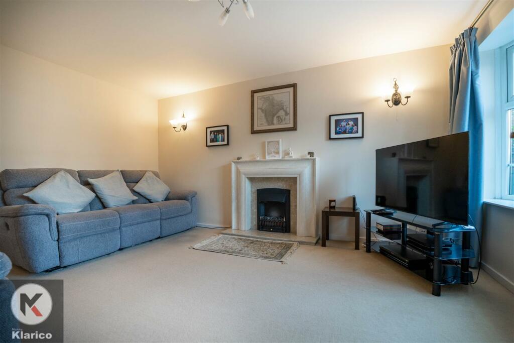 harnal close-2.jpg