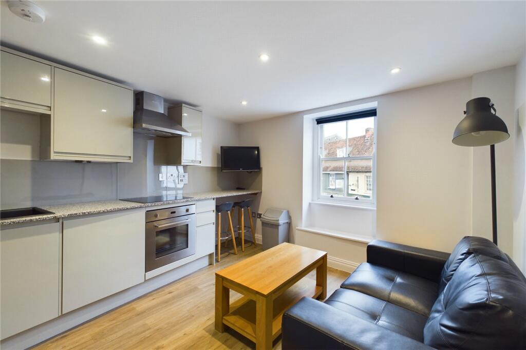 Kitchen/Living Room