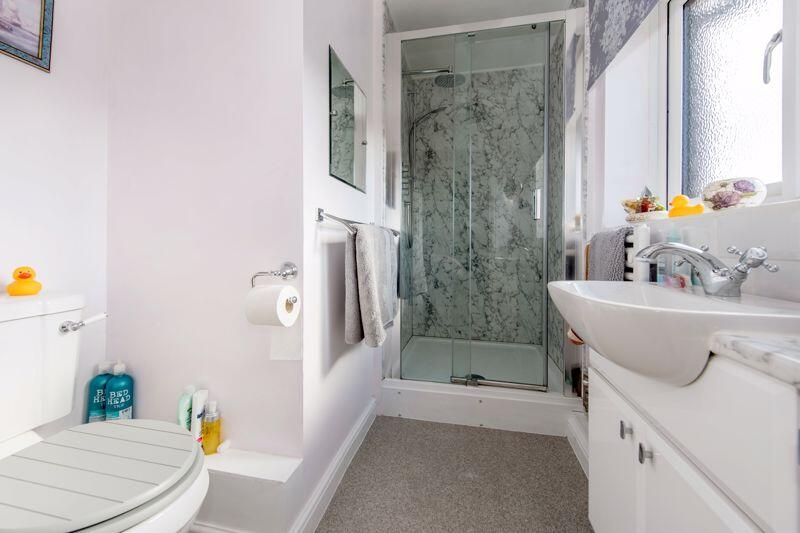 En suite shower room