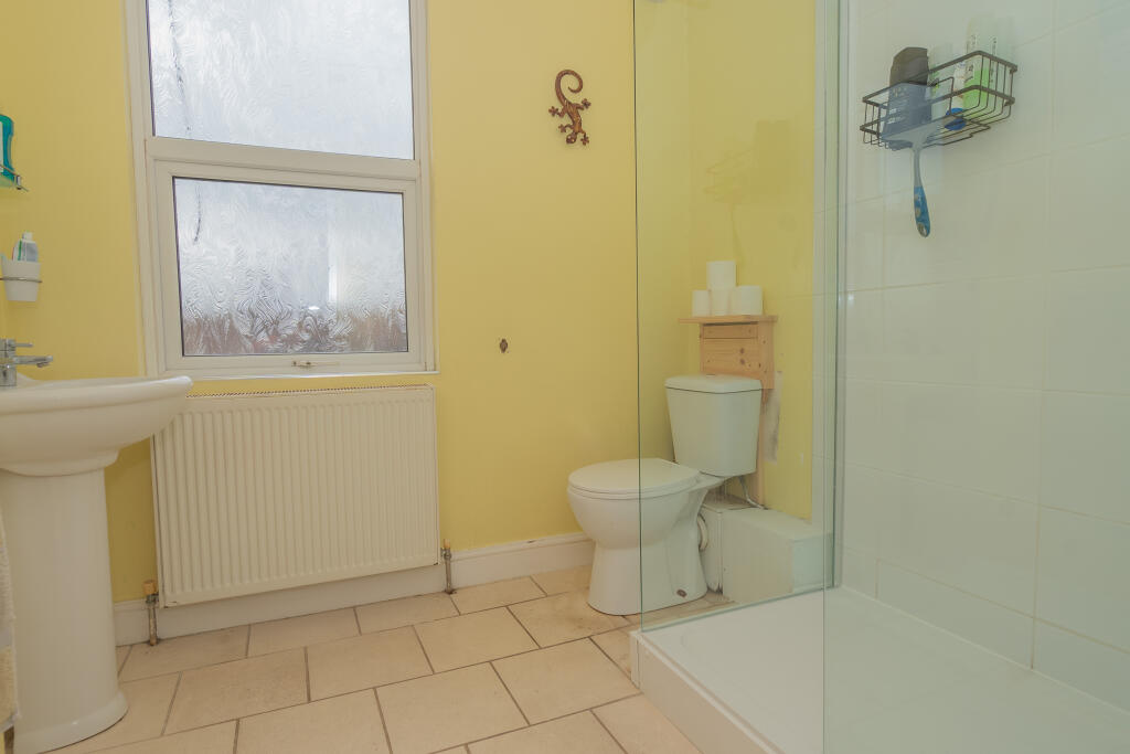 general 5 Flora Road