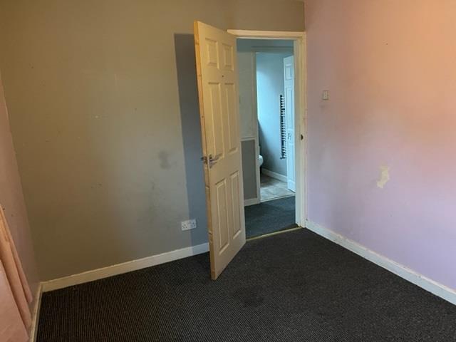 Bedroom3a.jpg