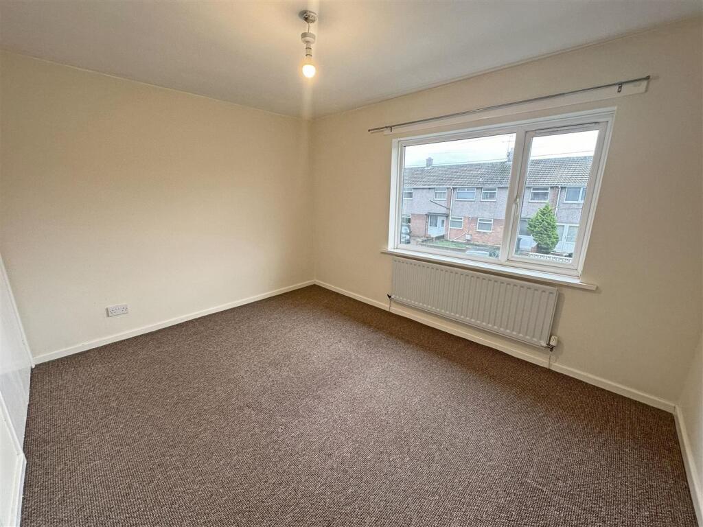 Bude Bedroom One.jpg