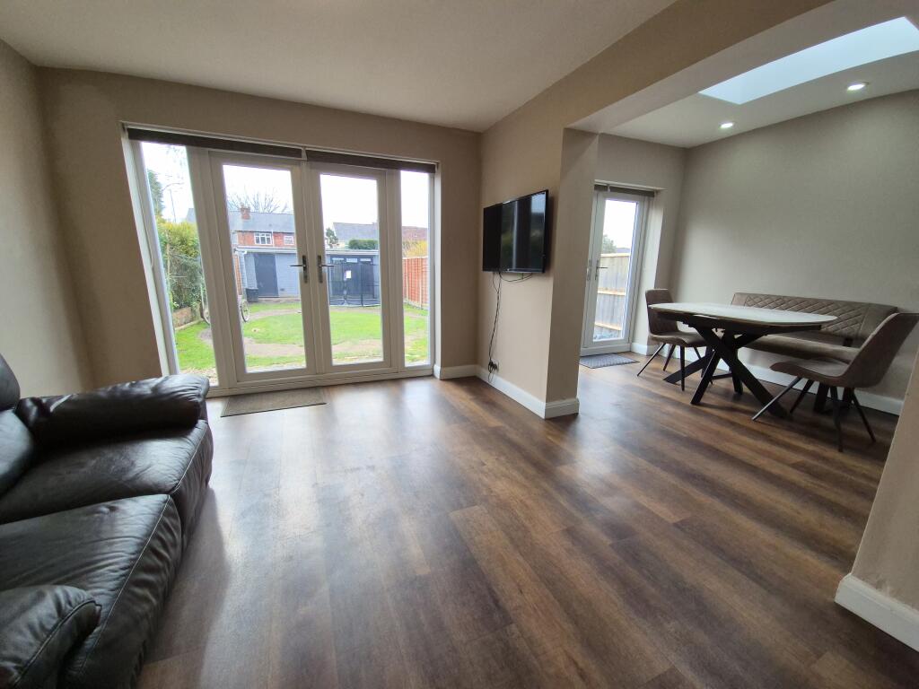 Kitchen/Family Room