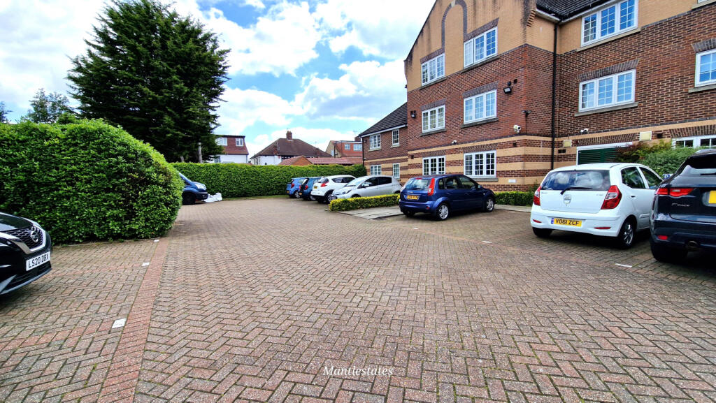 PARKING AREA