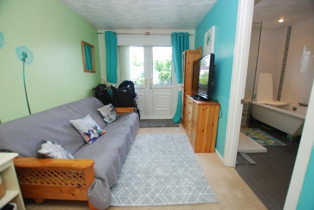 TV/sitting Room