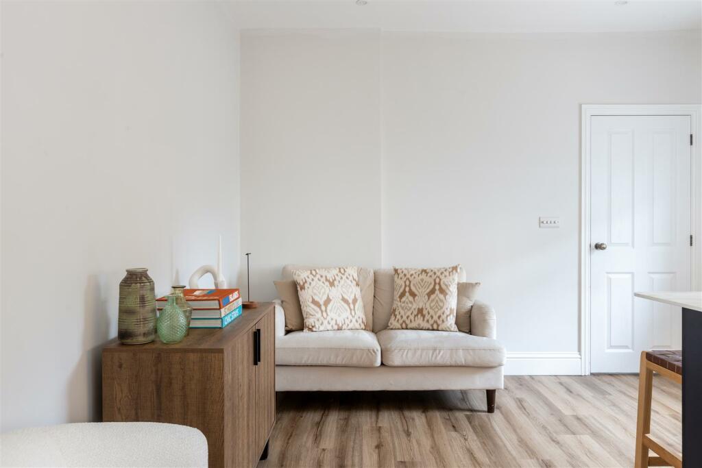 54 Belgrave Street-18.jpg