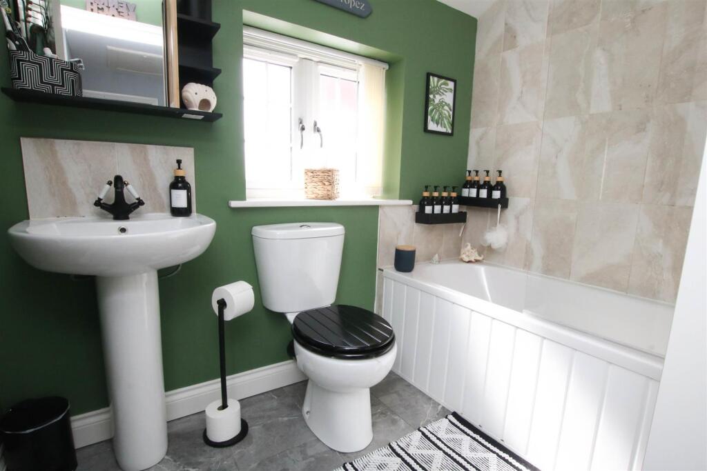 HOUSE BATHROOM