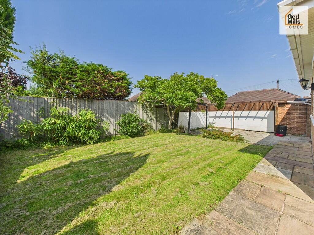 CAM04261G0-PR0085...