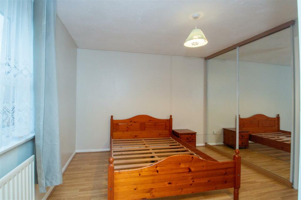 12roeburn_13.jpg