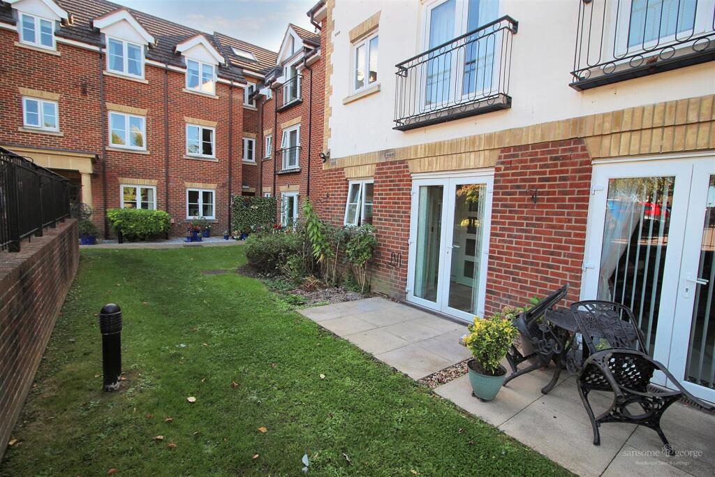 Patio Area &amp; Garden