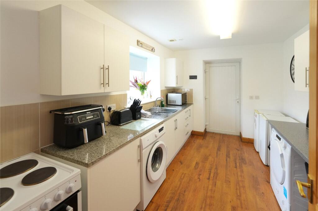 Cottage Kitchen