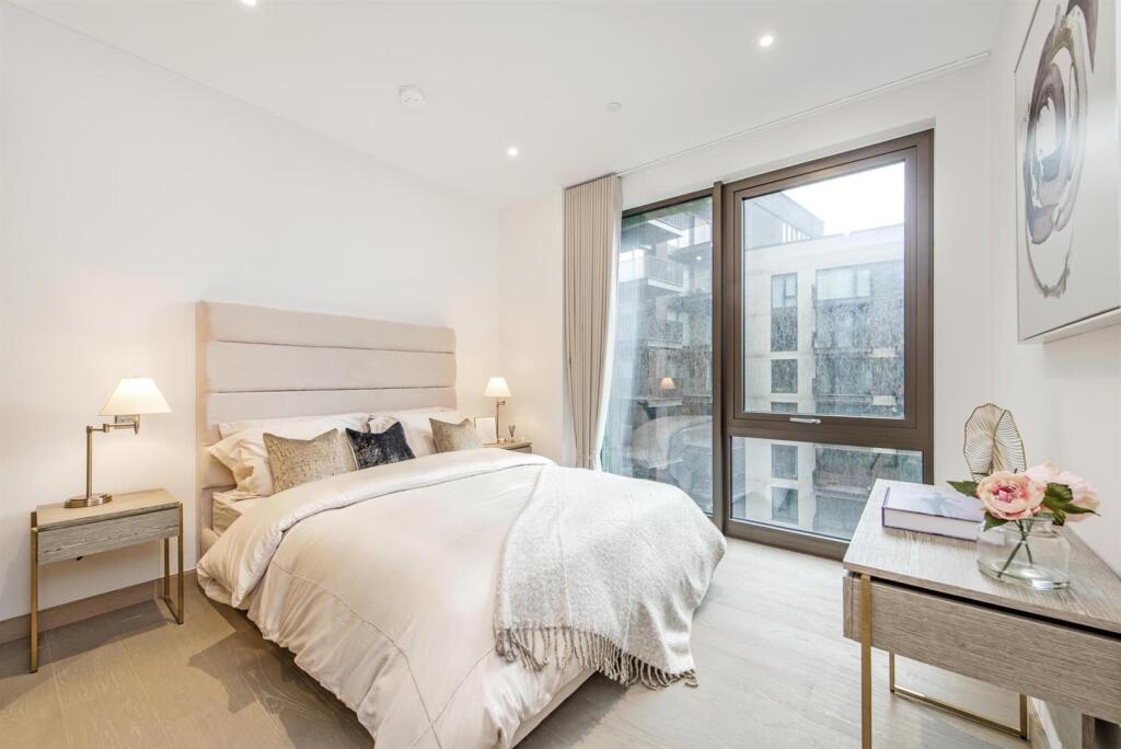 Bedroom (7).jpg