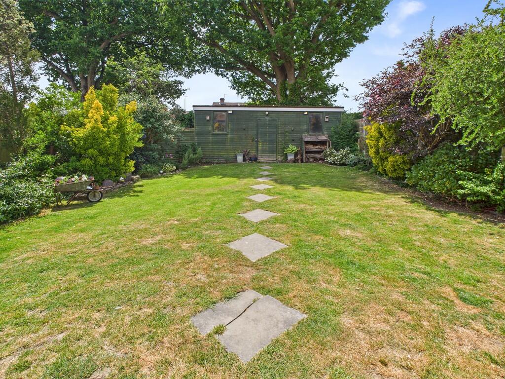 CAM05068G0-PR0028...