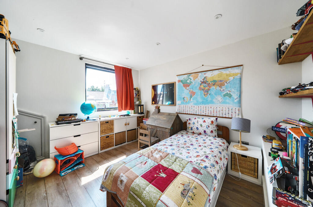 1320745-17-687a26...