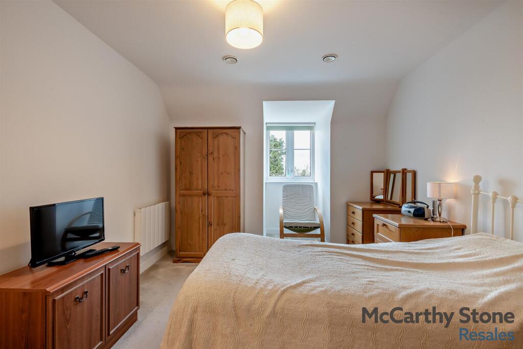 8639378-interior17-800.jpg