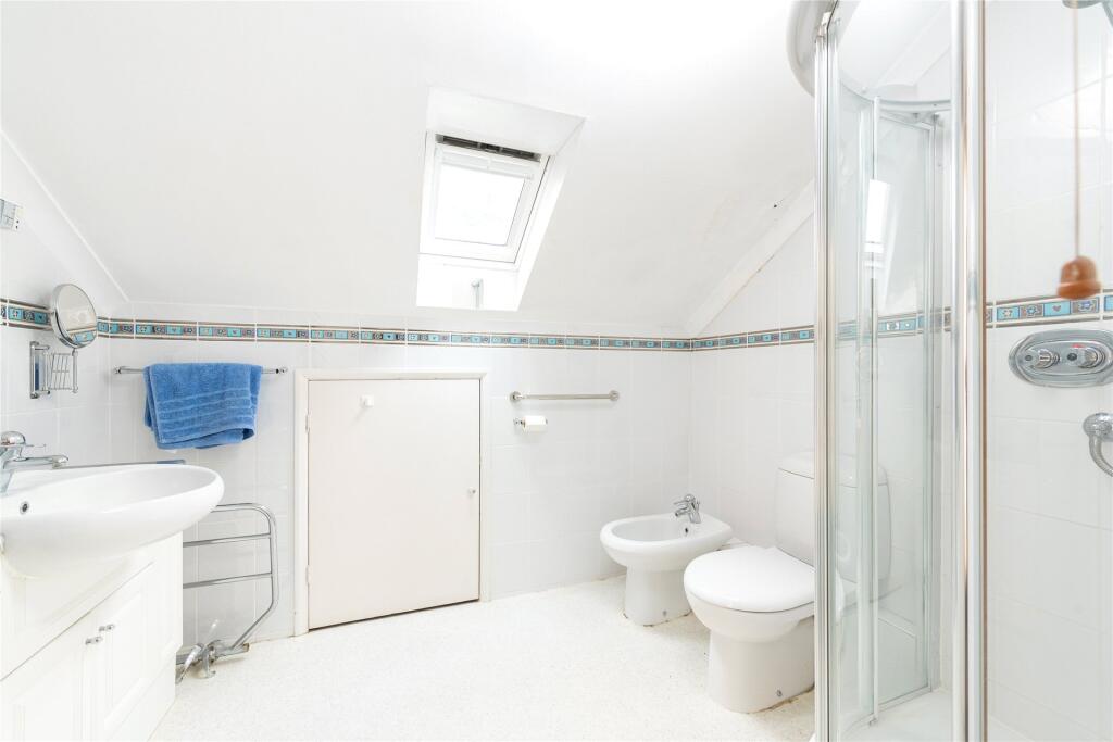 Bed Five En Suite