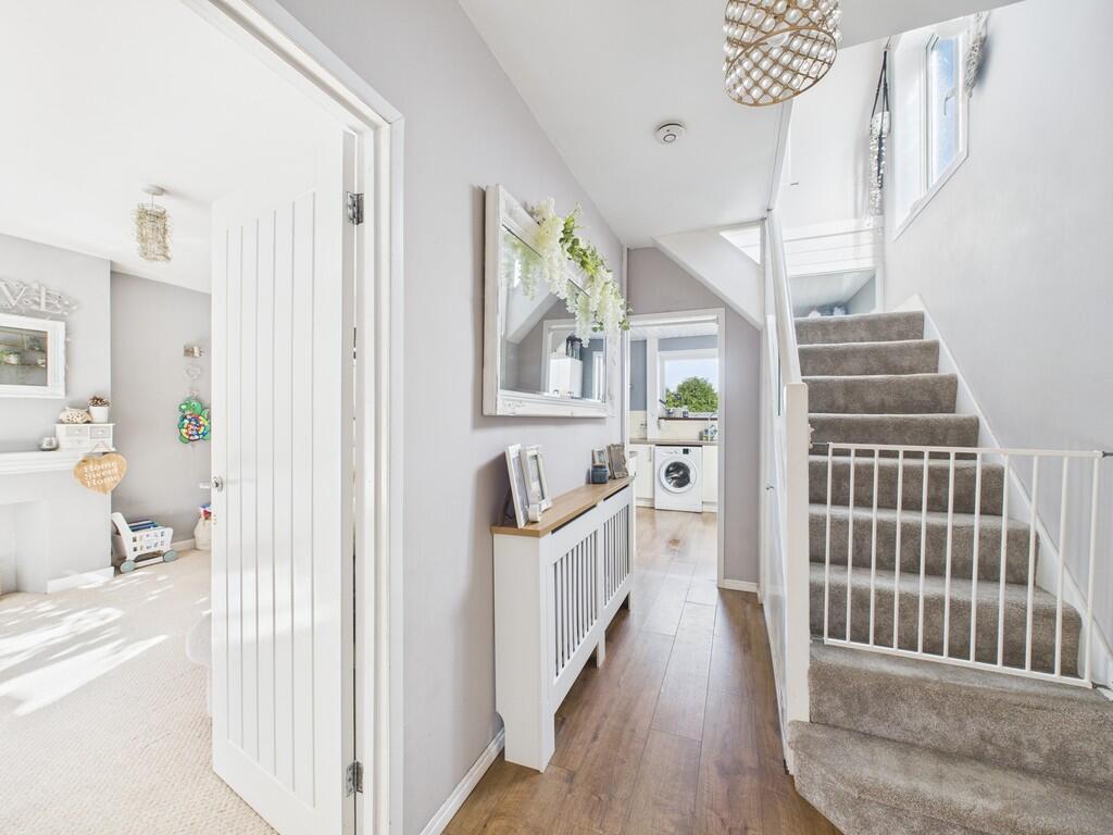 CAM02089G0-PR0575...