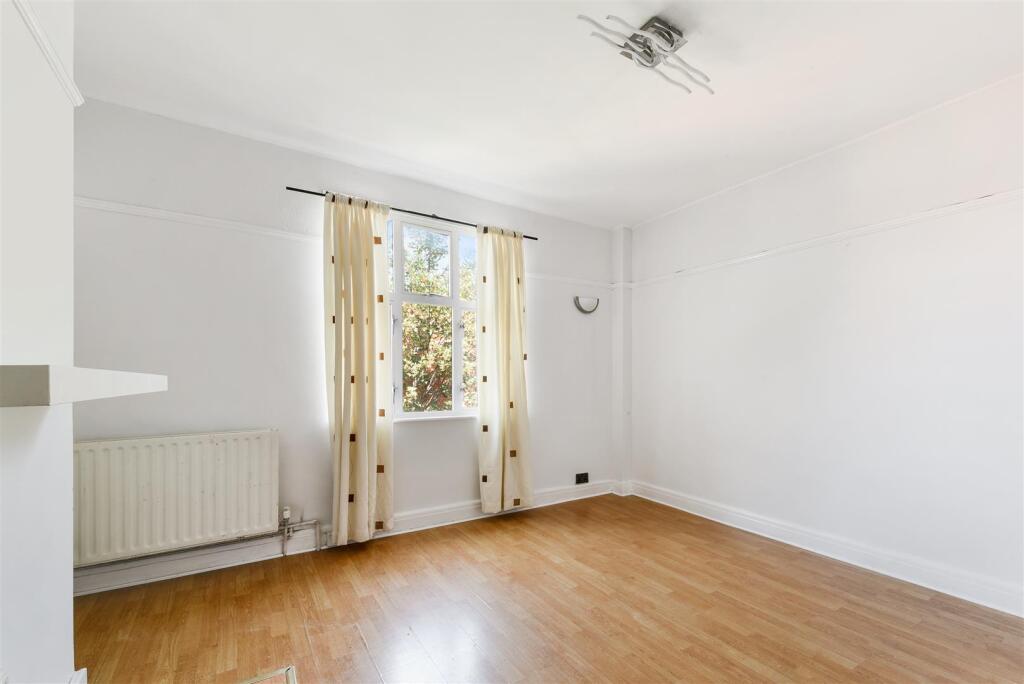 THE HOMEFIELD (7).jpg