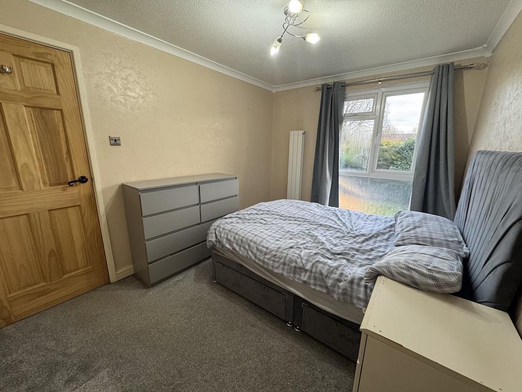 17 - Bedroom 2_.jpg