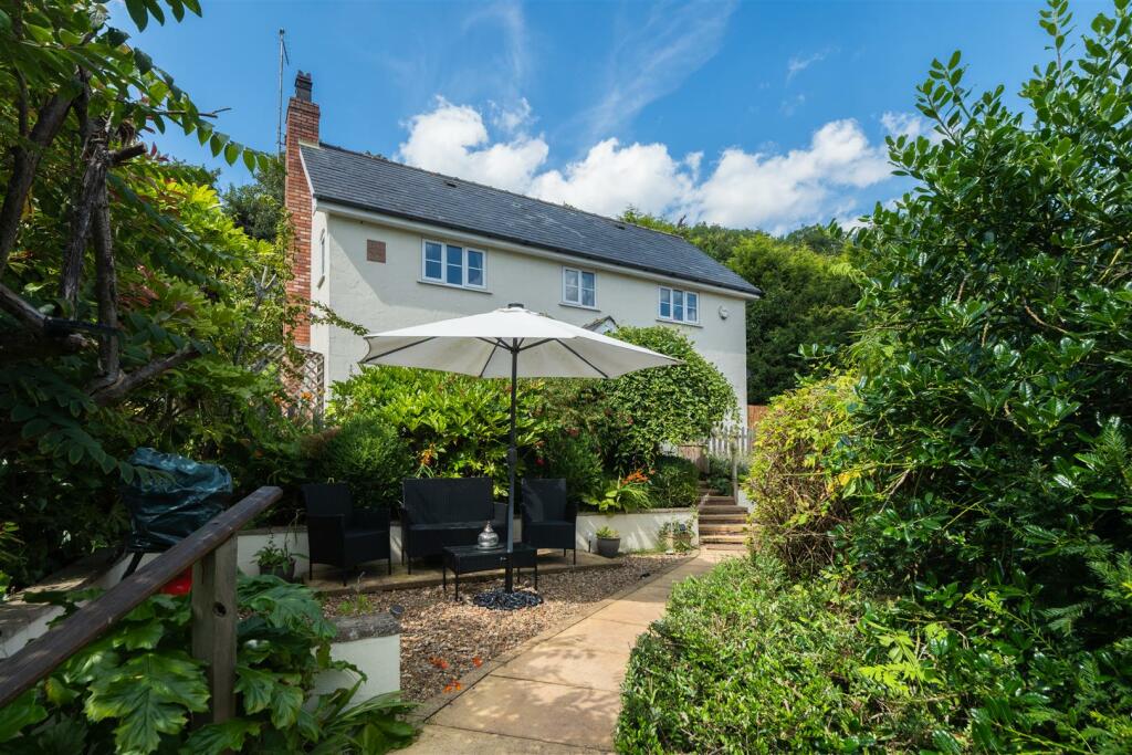 8 Runcorn Road-024.jpg