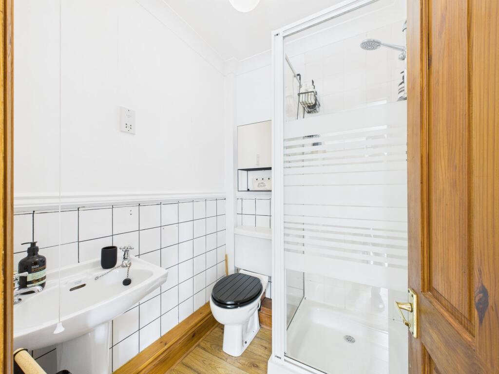 En Suite 1