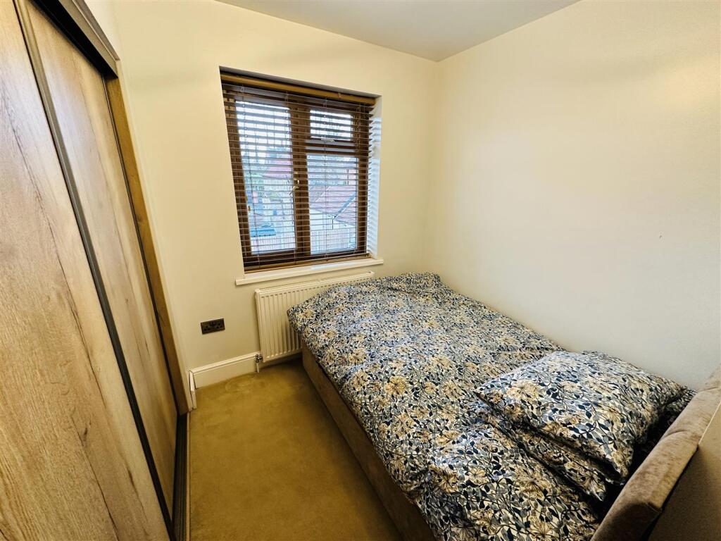 Bedroom3.jpg