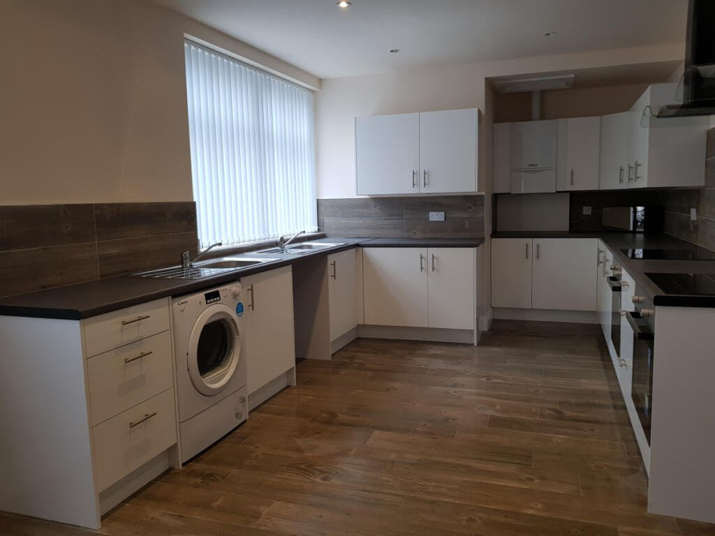 33 Bairstow Street - House Share