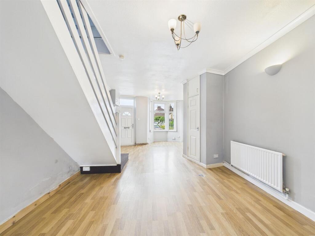 4 - Terraced House for Auction, Staple Hill.jpg