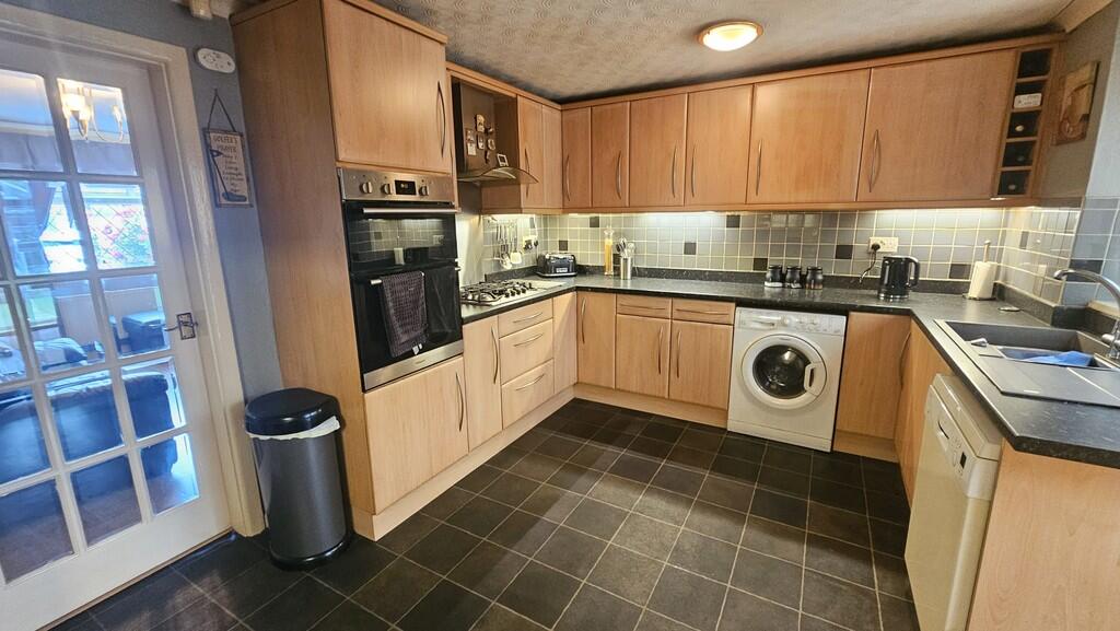 IMG-20250718-WA00...