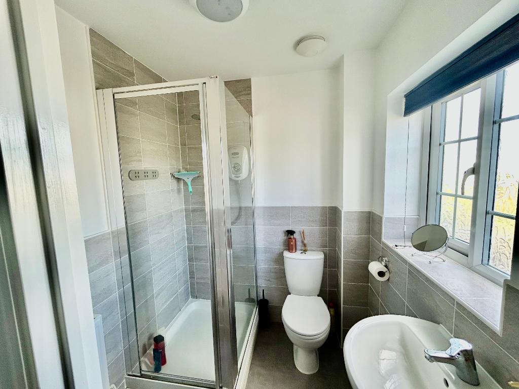 Bedroom One En-suite
