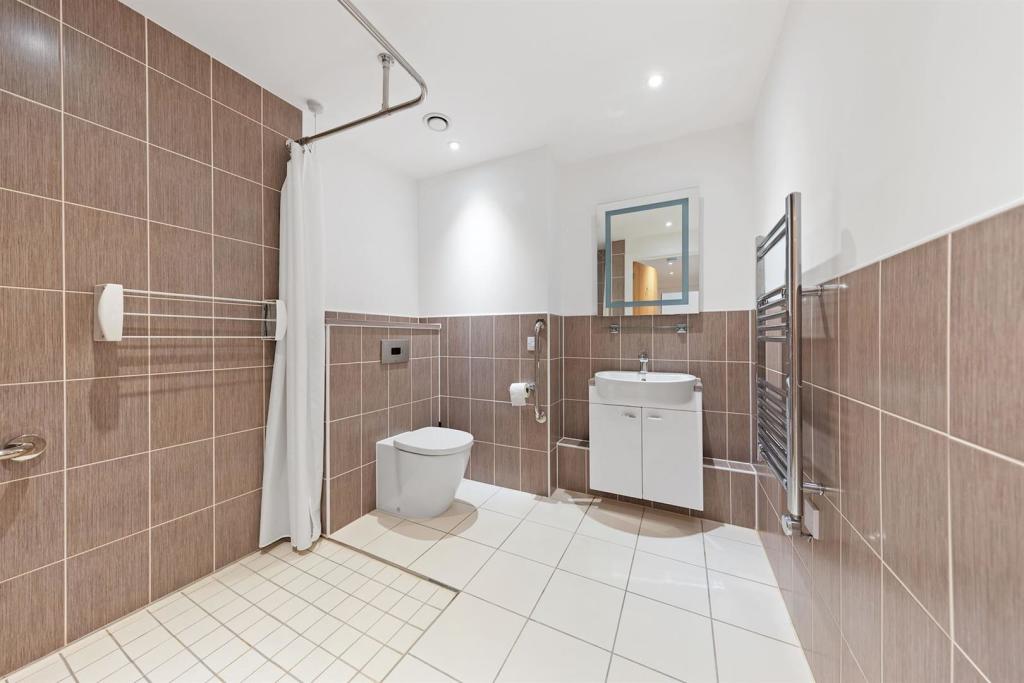 f1fbc79c-de48-4478-bf5d-fbf98a2c73dePFMCS - 25 Kin