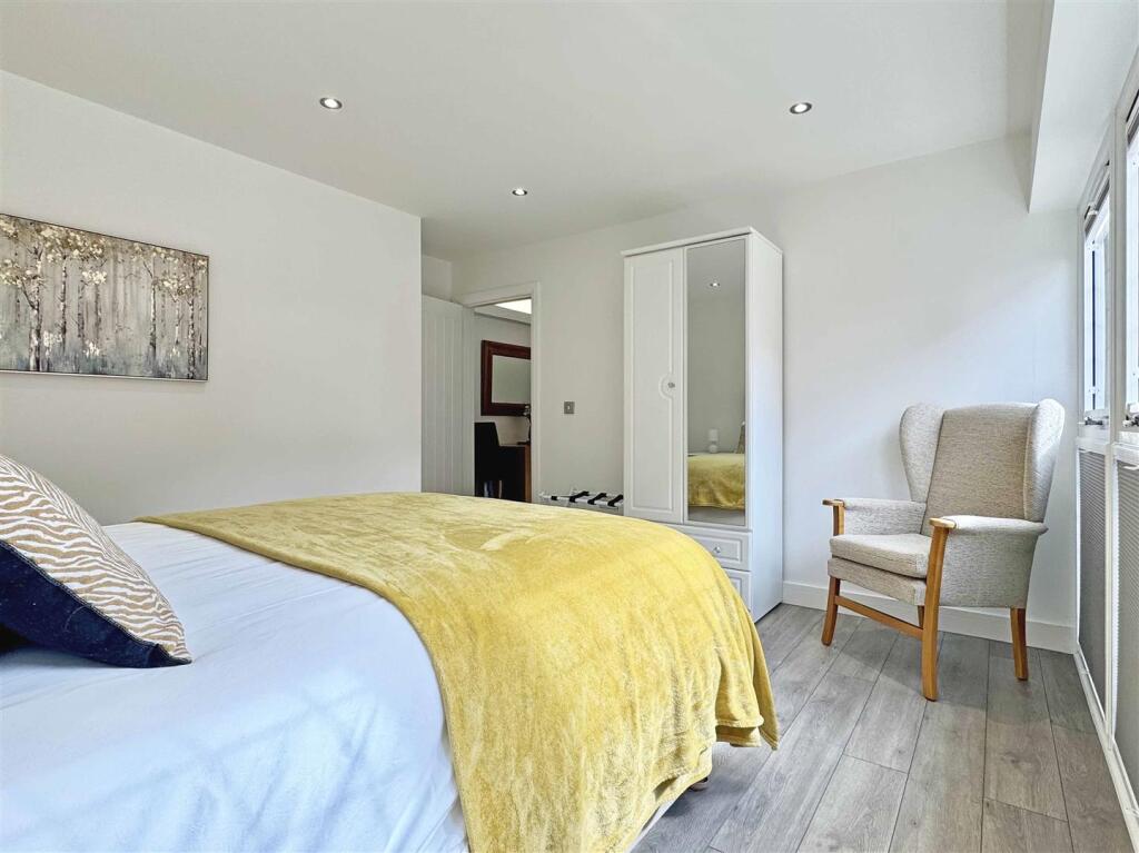 Annex G:F Bedroom (b).jpg