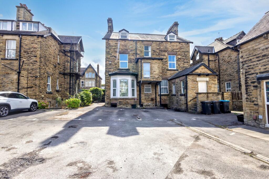 Flat 7, Fairfield Mews, 85, East Parade, Harrogate, North Yorkshire, HG1 5LP