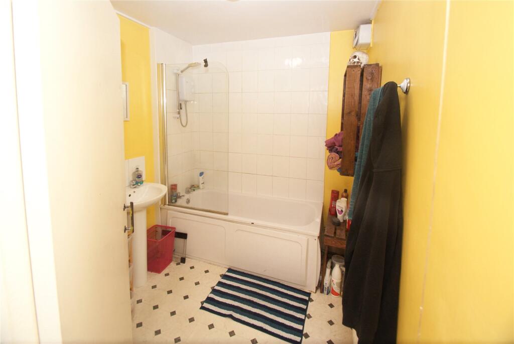 Collingwood Road Basement Flat, Redland, Bristol, BS6