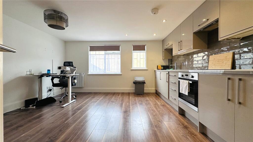 Kitchen/Living