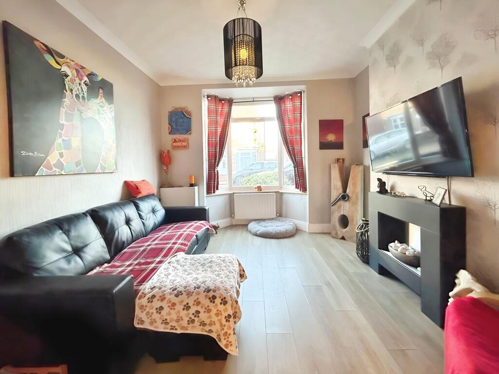 f3387b1e-WhatsApp...