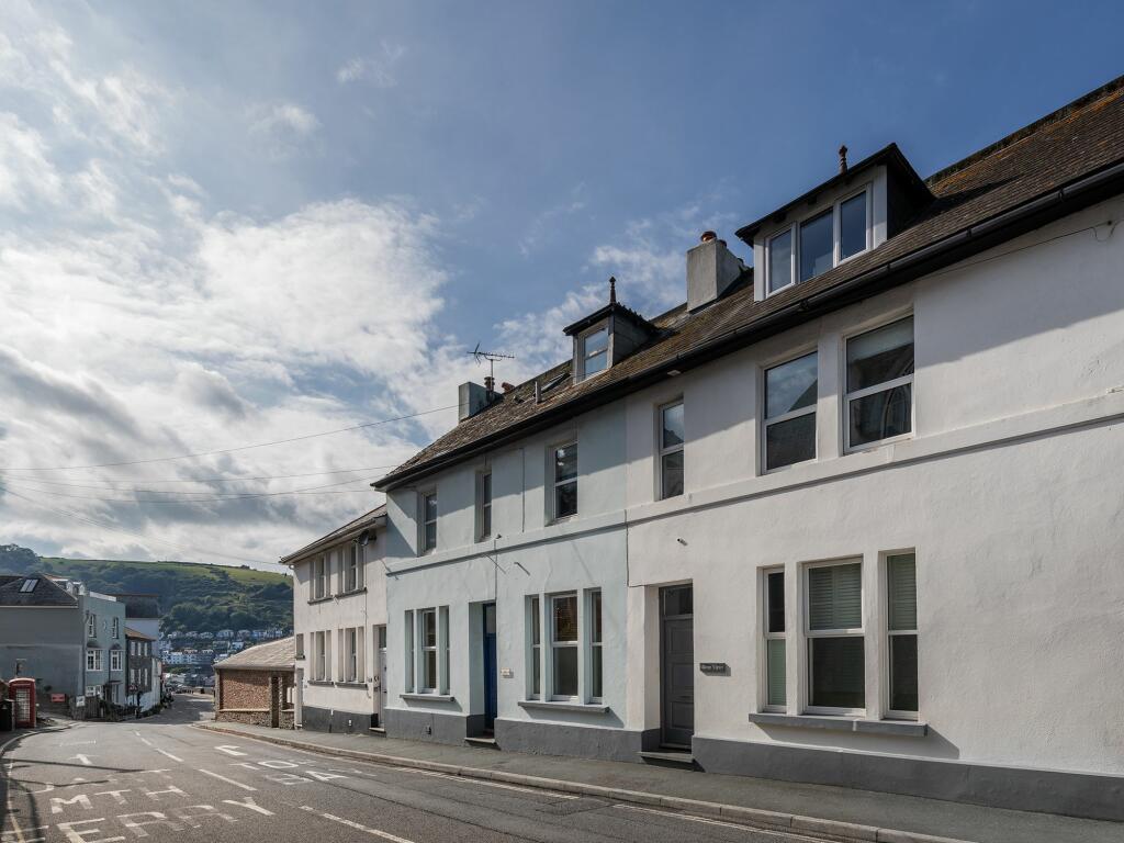2A River View, Kingswear, Front Elevation
