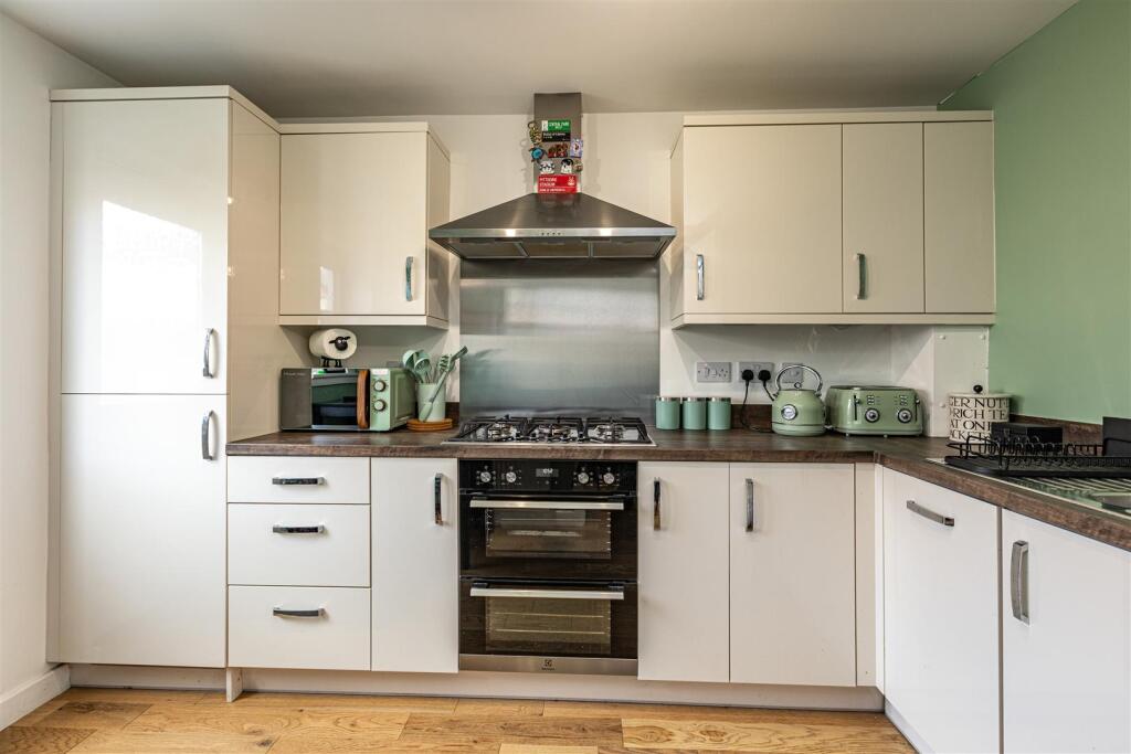 4 Knoll Park Avenue Galashiels 12.JPG