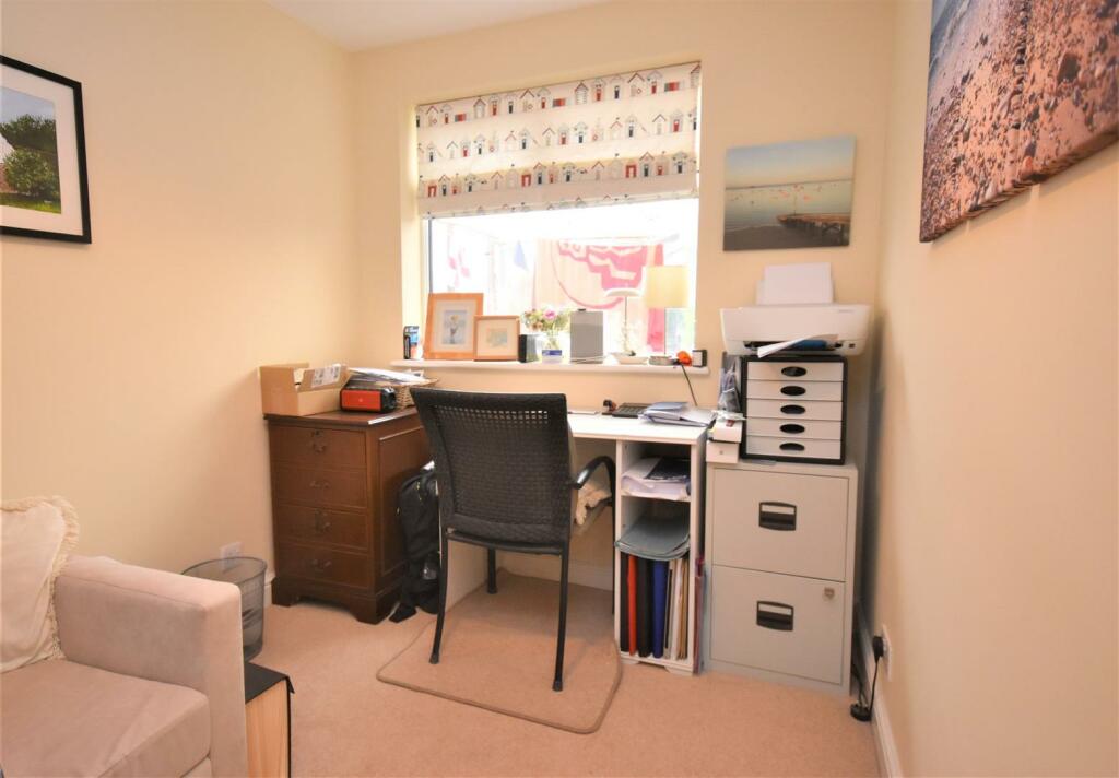 Bedroom 3.JPG