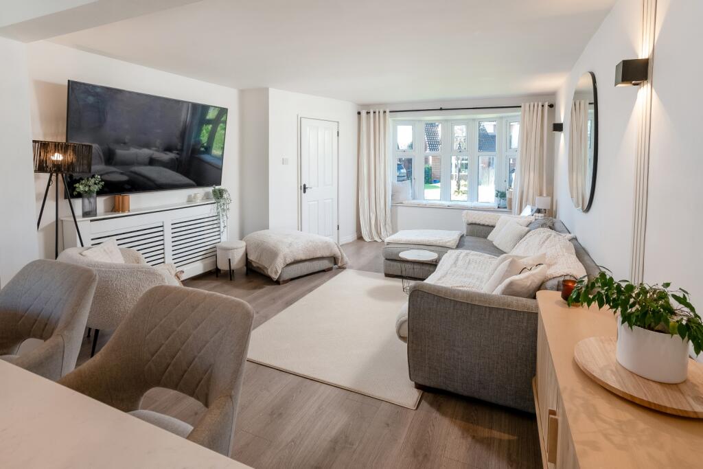 51 St. Andrews Crescent-4