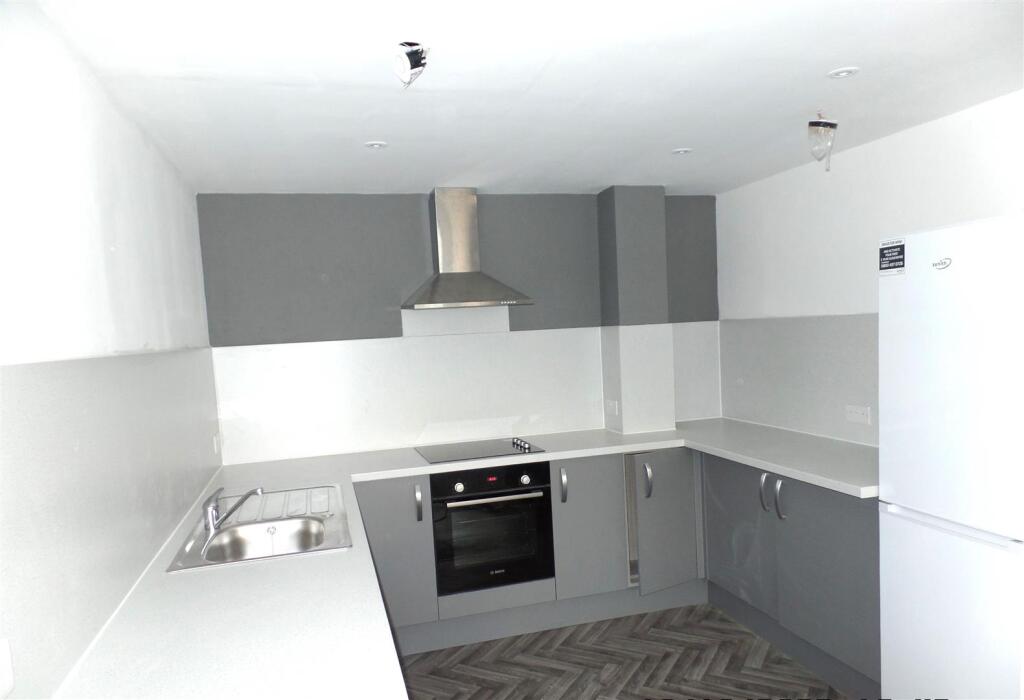 kitchen 3.JPG