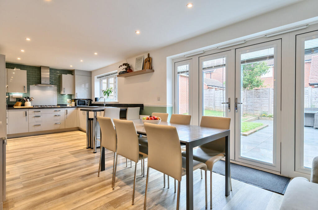 1333674-27-6890c0...